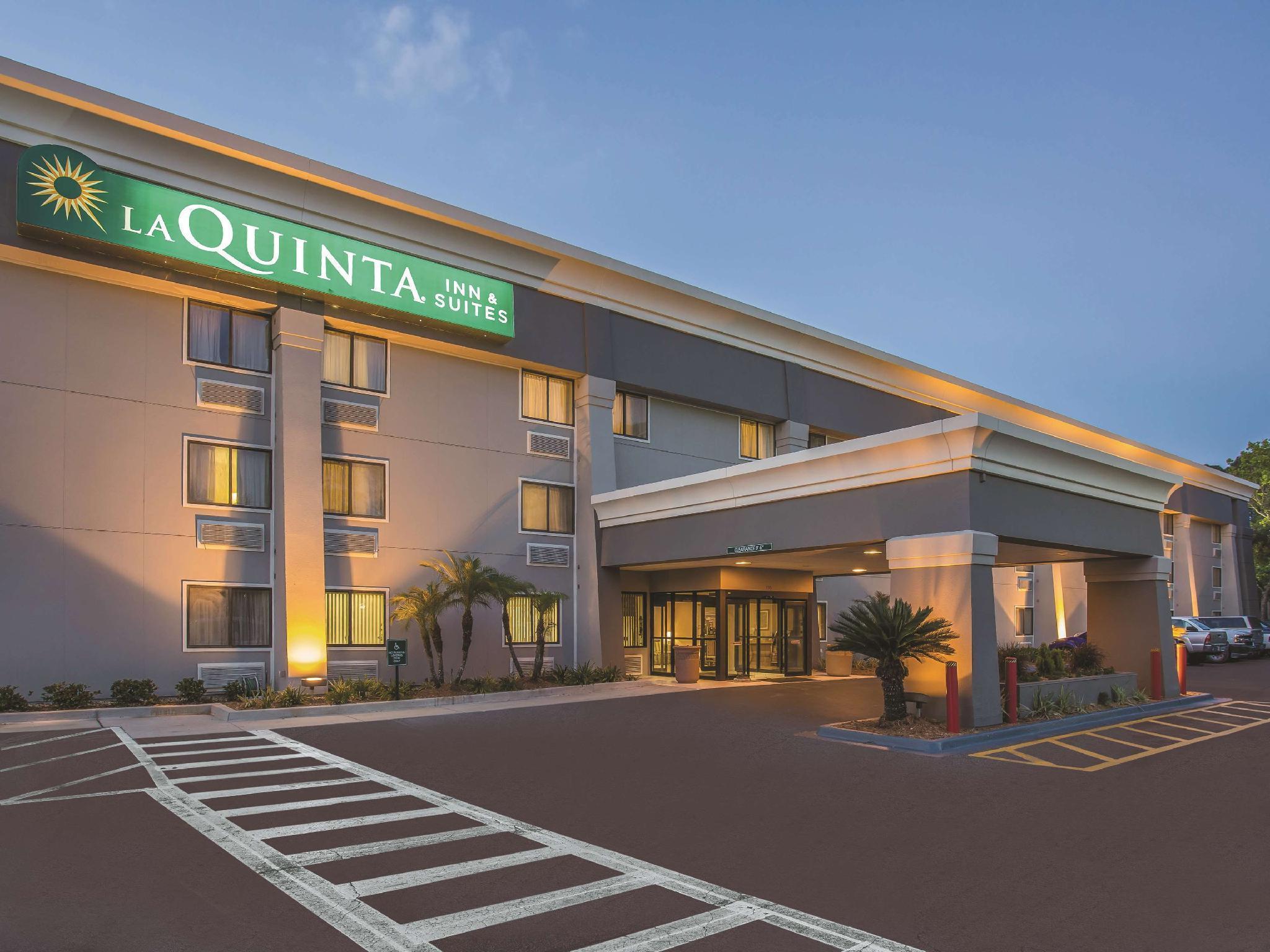 La Quinta Inn & Suites By Wyndham Jacksonville Mandarin Exterior photo