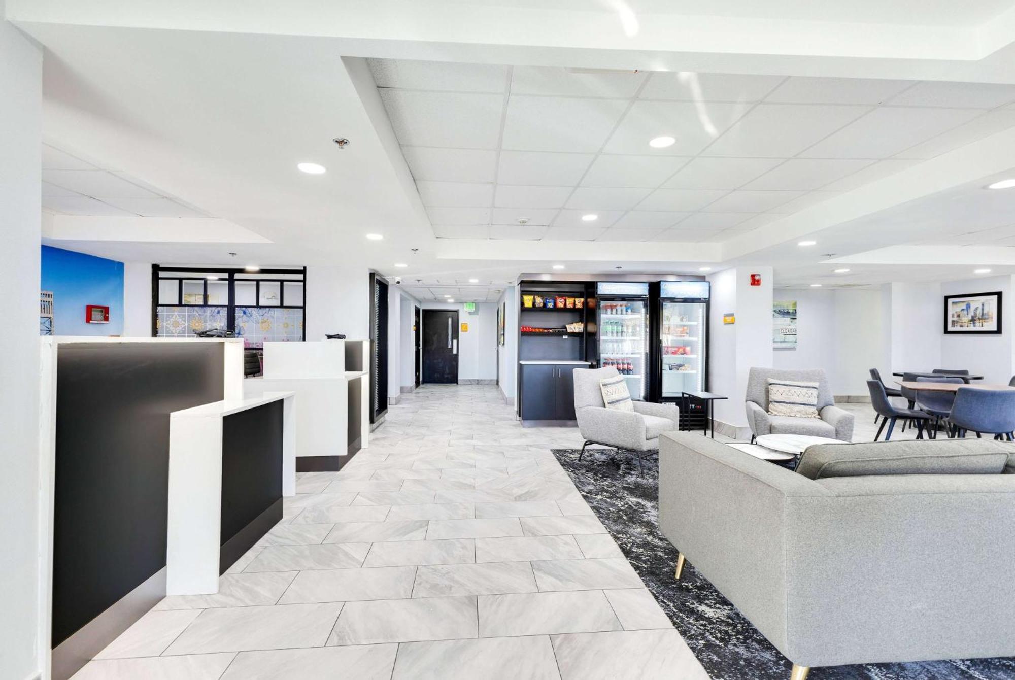 La Quinta Inn & Suites By Wyndham Jacksonville Mandarin Exterior photo